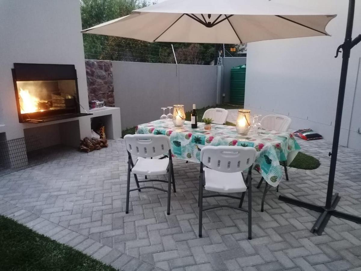 Elizabeth House Hotell Hermanus Exteriör bild