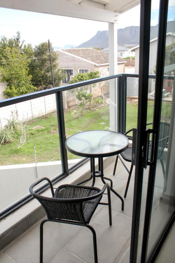 Elizabeth House Hotell Hermanus Exteriör bild