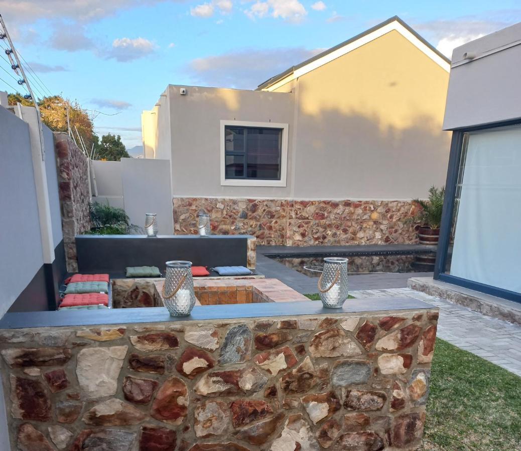 Elizabeth House Hotell Hermanus Exteriör bild